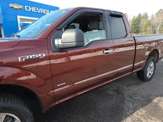 Used 2017 Ford F150 XLT w/ XTR Package image 32