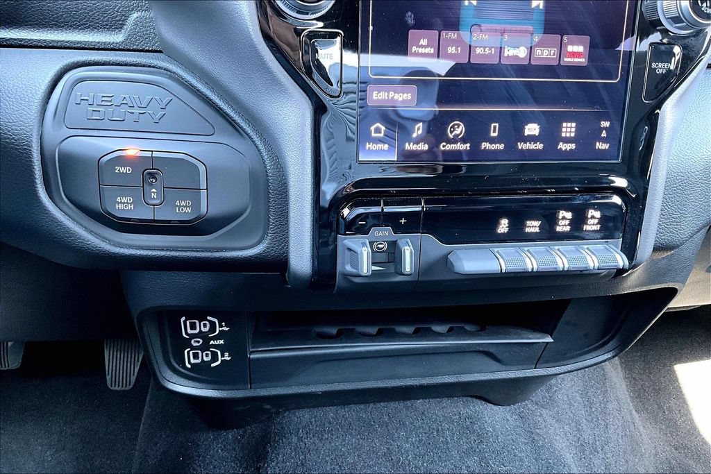 Certified 2026 RAM 2500 Big Horn AWD/4WD image 12