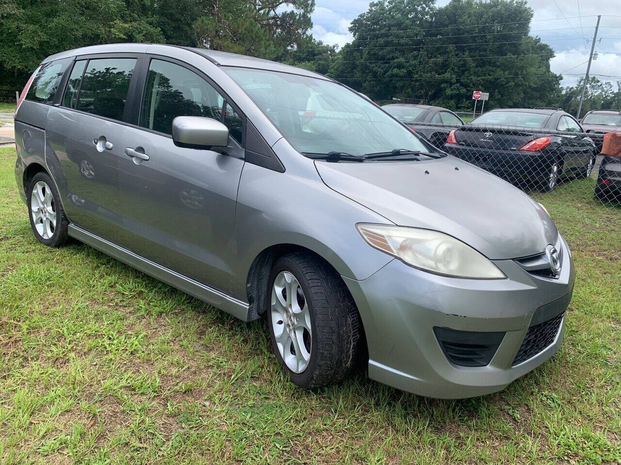 Used 2010 MAZDA MAZDA5 Sport w/ Popular Equipment Pkg FWD image 2