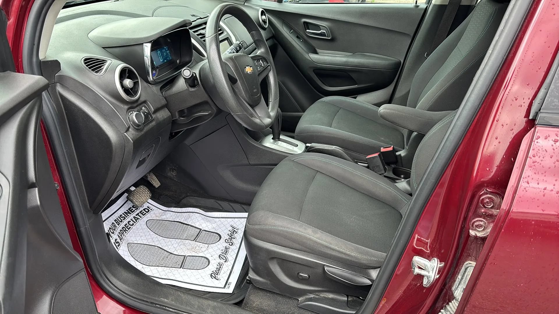 Used 2016 Chevrolet Trax LS AWD/4WD image 10