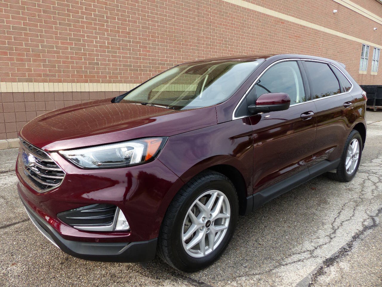 Used 2024 Ford Edge SEL w/ Convenience Package AWD/4WD image 6