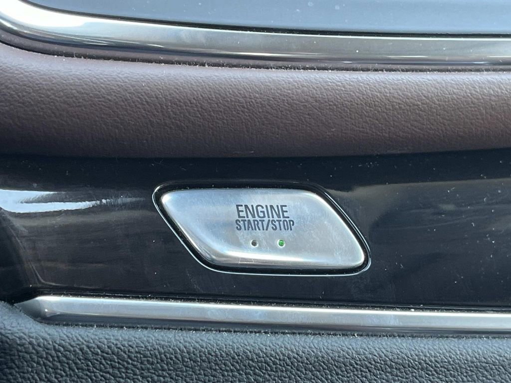 Used 2019 Buick Enclave Avenir w/ Avenir Technology Package image 35