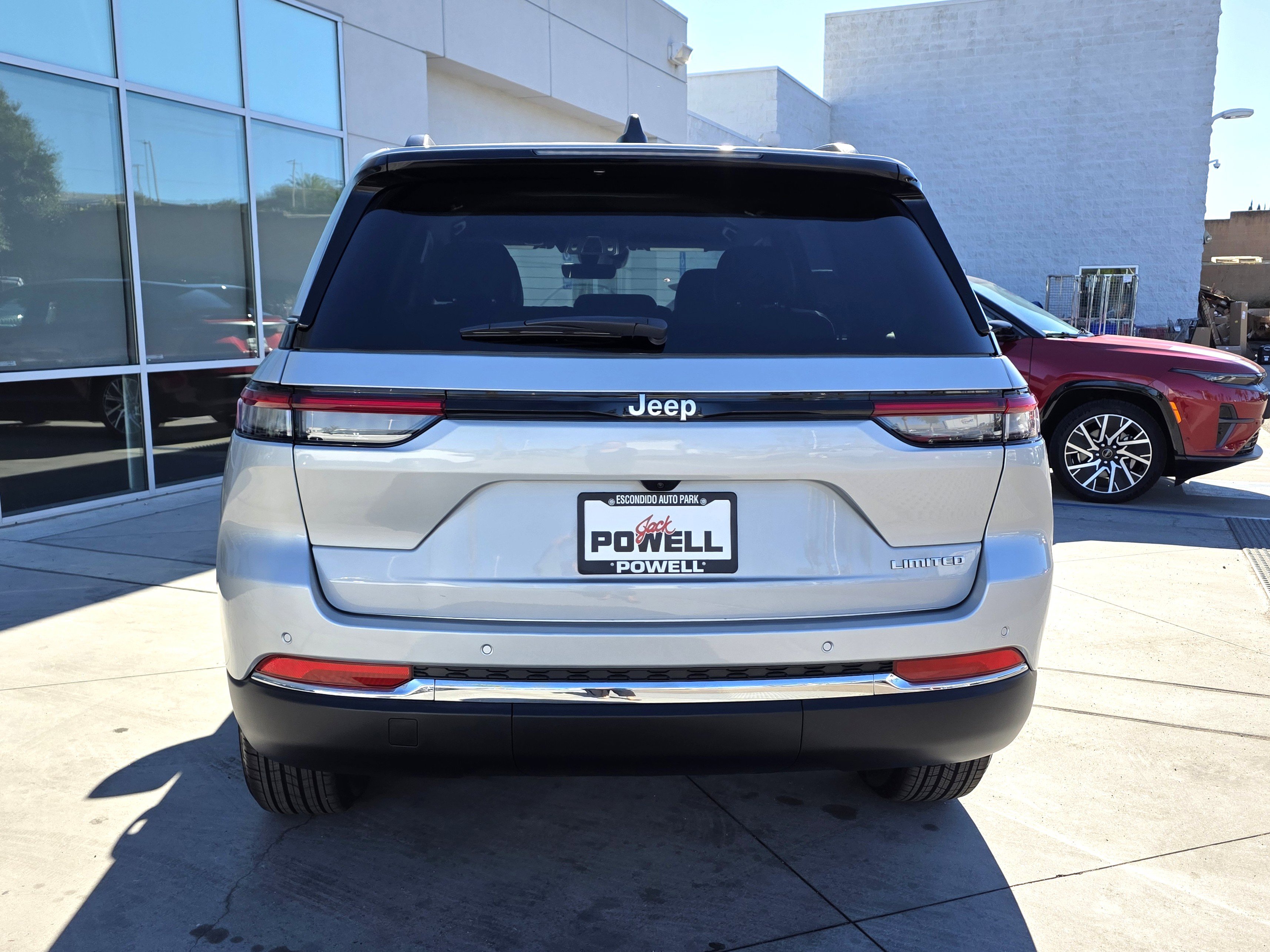 New 2025 Jeep Grand Cherokee Limited image 4