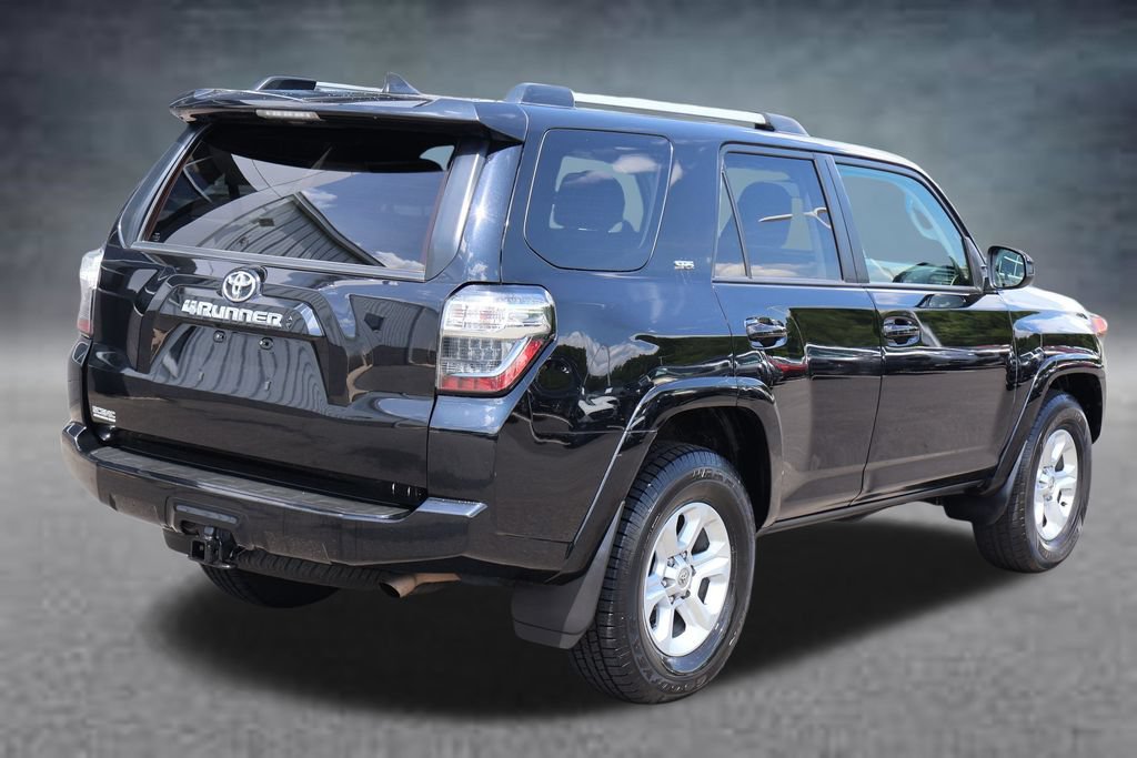 Used 2022 Toyota 4Runner SR5 RWD image 3