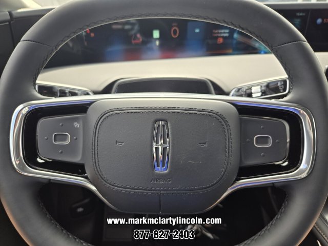 New 2026 Lincoln Nautilus Premier w/ Equipment Group 102A AWD/4WD image 18