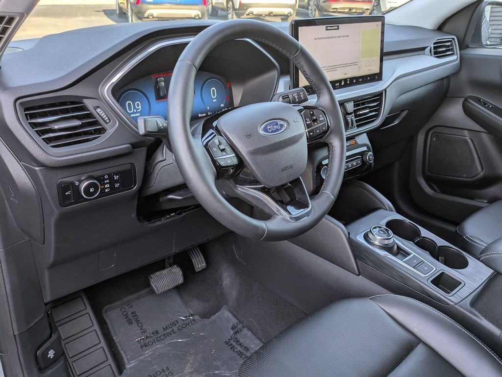 Used 2023 Ford Escape Platinum AWD/4WD image 9