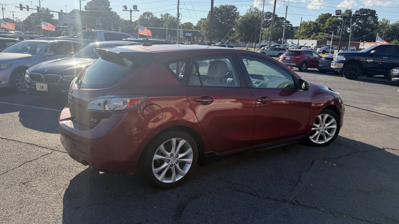 Used 2011 MAZDA MAZDA3 s Grand Touring w/ Tech Pkg FWD image 10