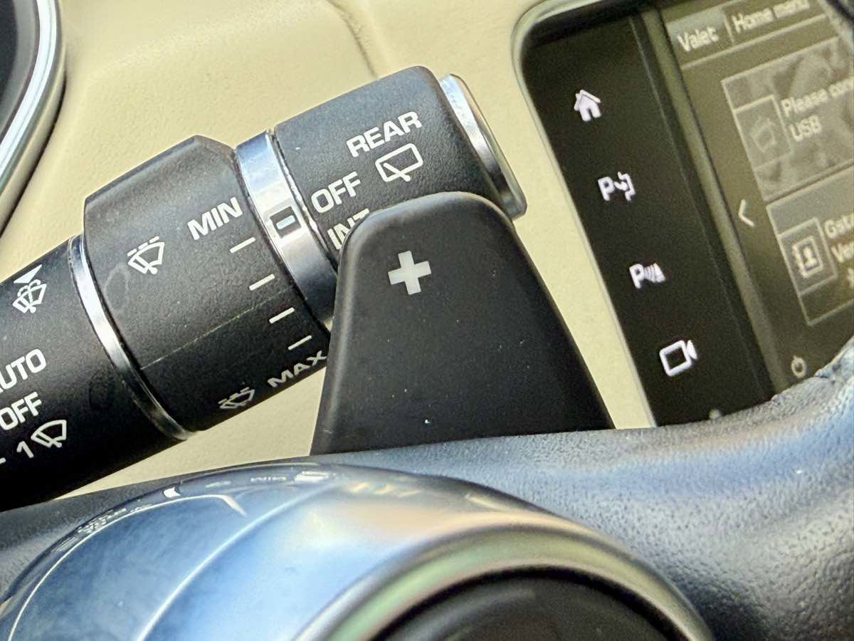 Used 2016 Land Rover Range Rover Long Wheelbase Supercharged image 74