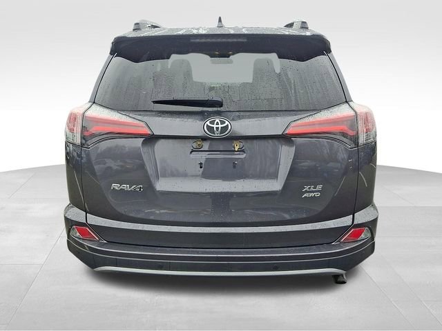 Used 2017 Toyota RAV4 XLE image 5