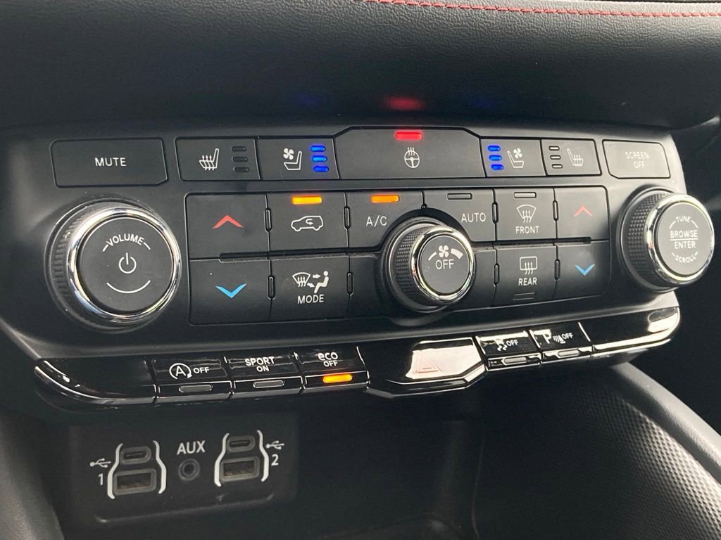 Used 2024 Dodge Durango GT RWD image 26