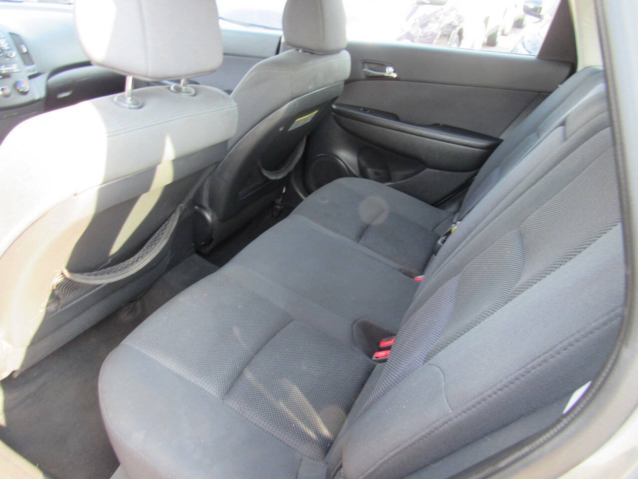 Used 2010 Hyundai Elantra SE w/ Popular Equipment Pkg 2 FWD image 20