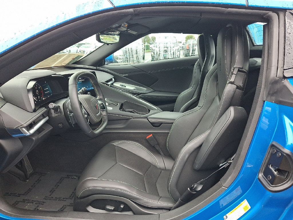Certified 2025 Chevrolet Corvette Stingray Convertible RWD image 12