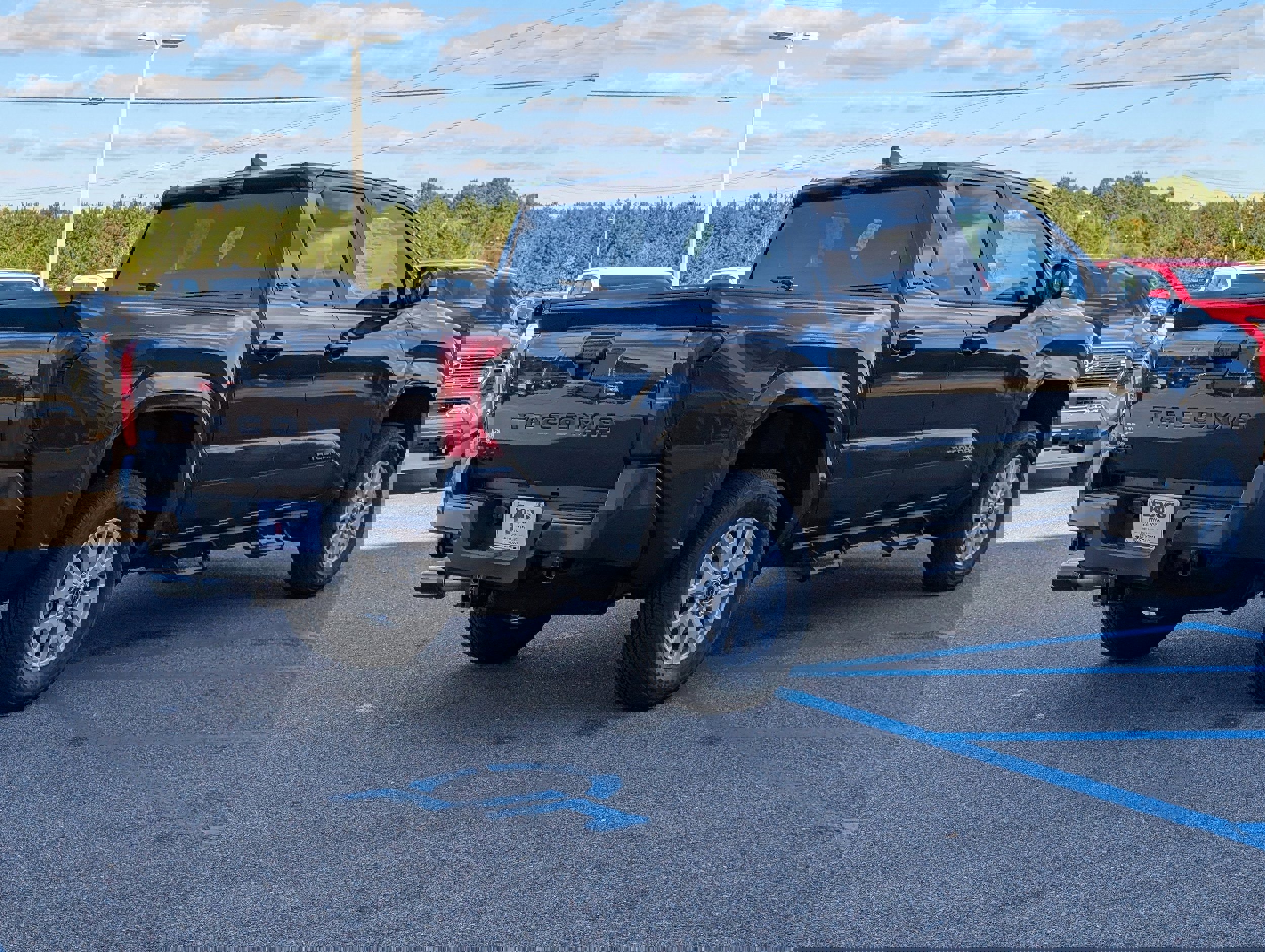 New 2025 Toyota Tacoma SR5 image 5