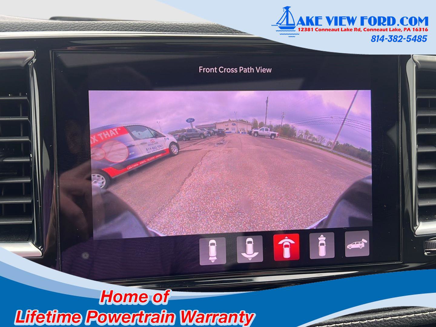 Used 2022 Chrysler Pacifica Limited FWD image 40