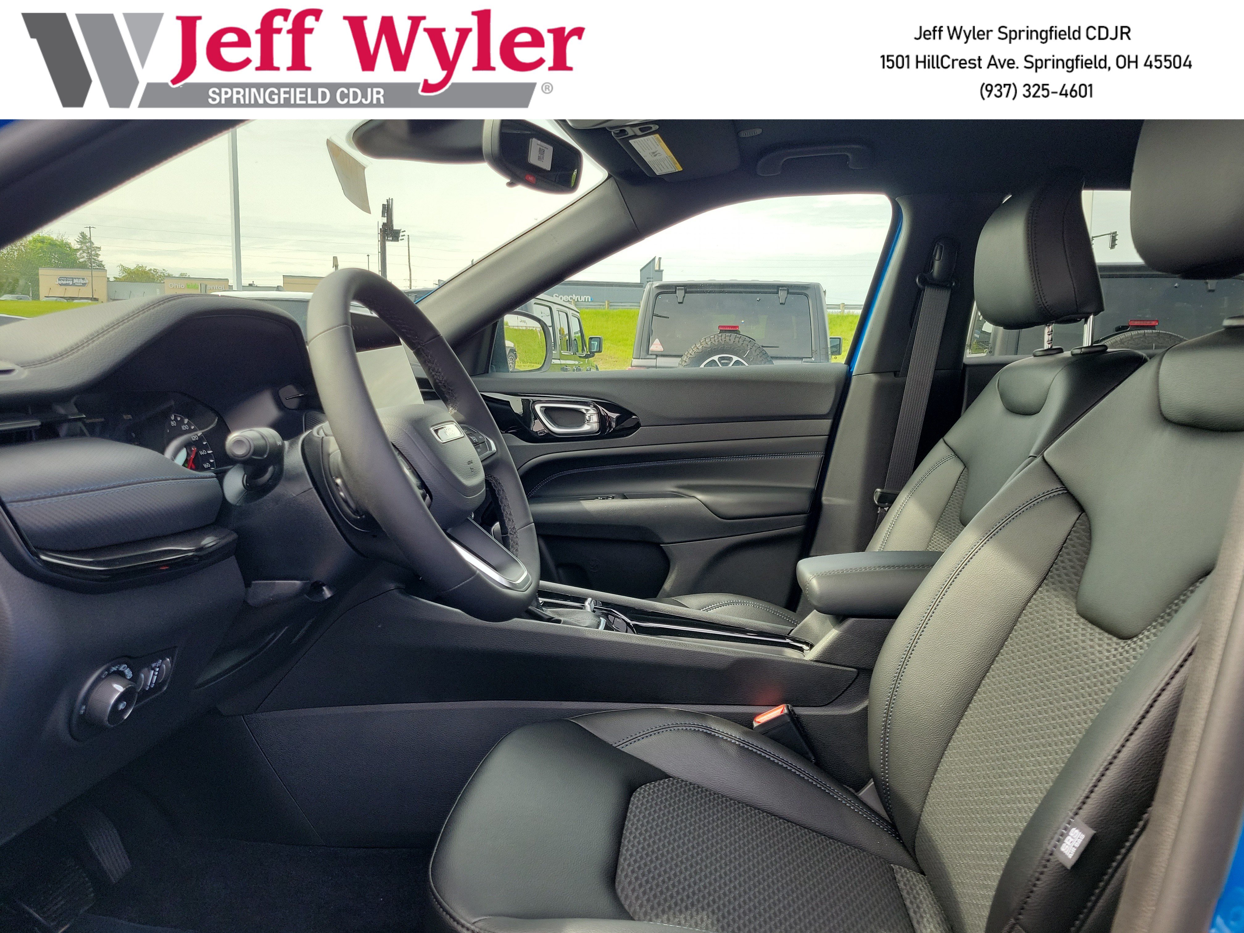 New 2026 Jeep Compass Latitude AWD/4WD image 15
