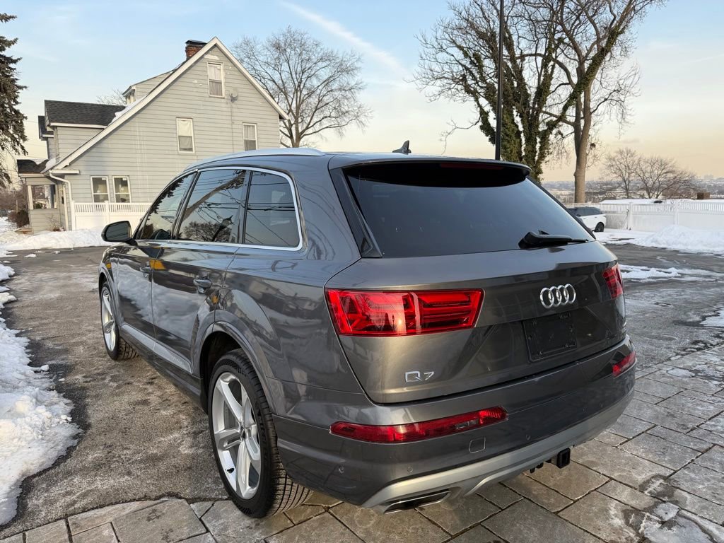 Used 2019 Audi Q7 3.0T Prestige w/ Prestige Package image 5