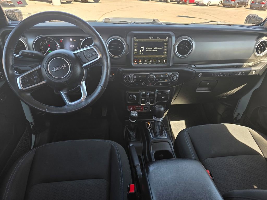 Used 2023 Jeep Wrangler Unlimited Rubicon 4xe w/ Steel Bumper Group image 18