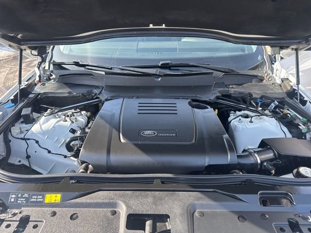 Used 2023 Land Rover Discovery S image 38