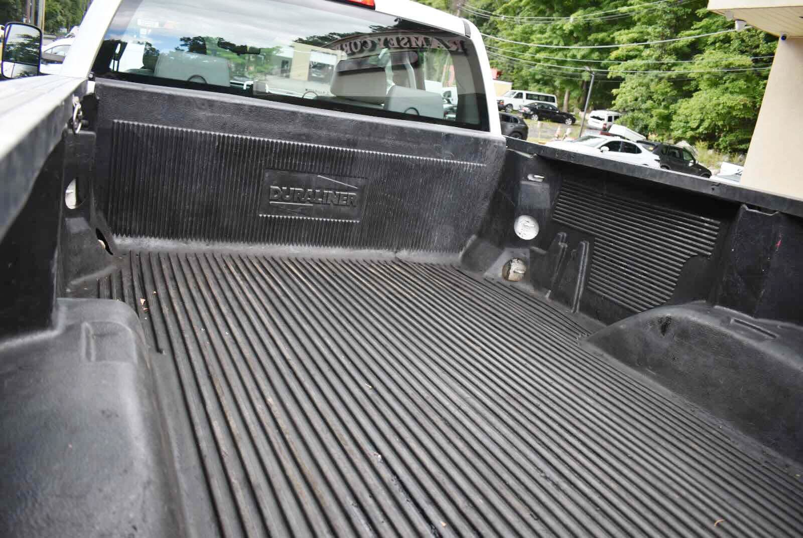Used 2018 Chevrolet Silverado 3500 W/T RWD image 46