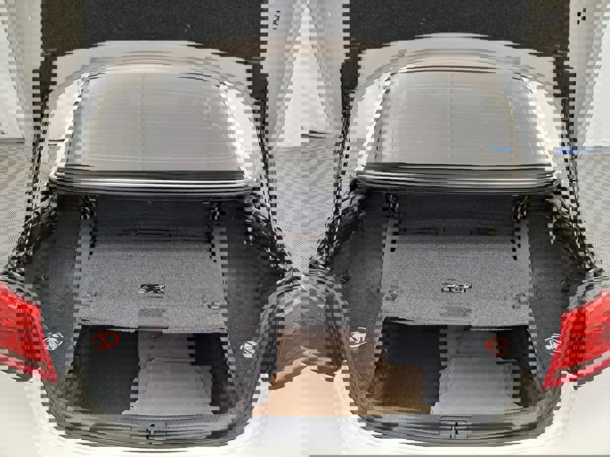 Used 2012 Volkswagen Eos Lux image 28