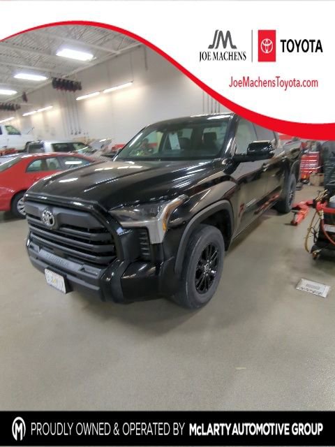 Used 2022 Toyota Tundra SR5 w/ Advanced Technology Package AWD/4WD image 1