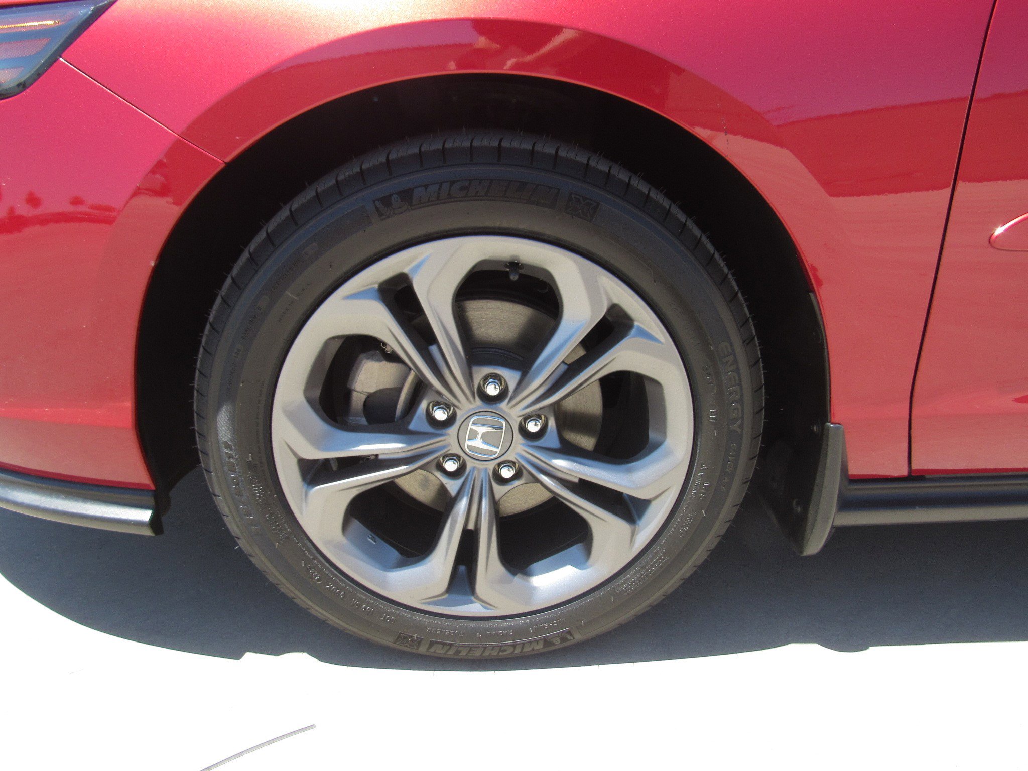 Certified 2023 Honda Accord EX image 4