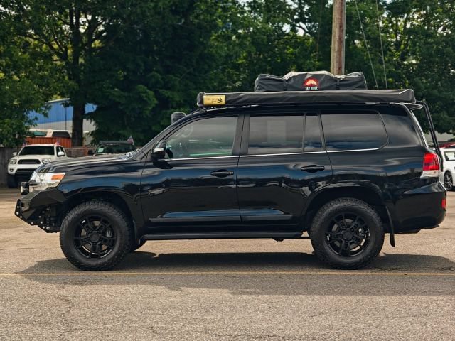 Used 2019 Toyota Land Cruiser AWD/4WD image 6