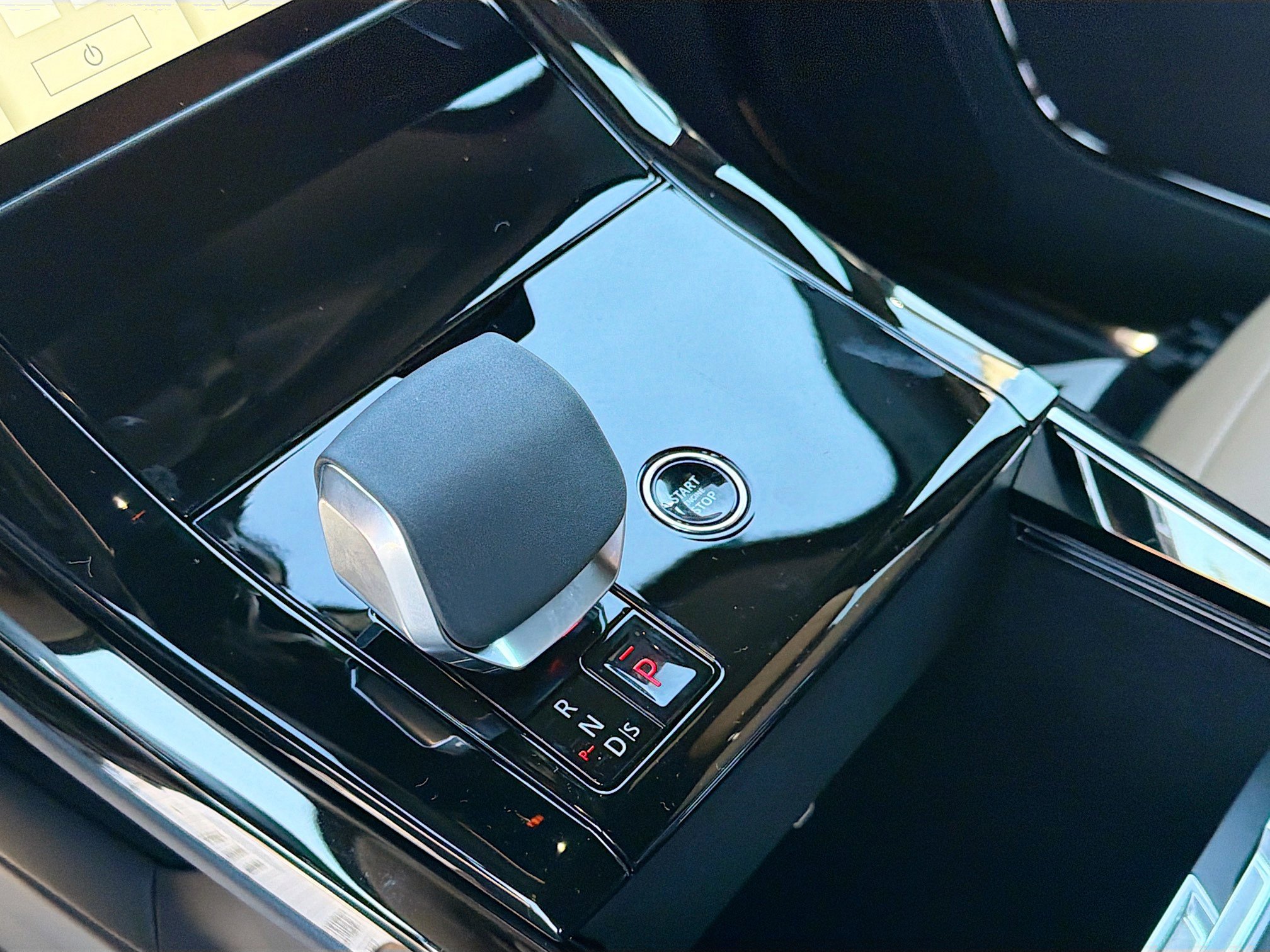 New 2026 Land Rover Range Rover Sport Dynamic SE image 29