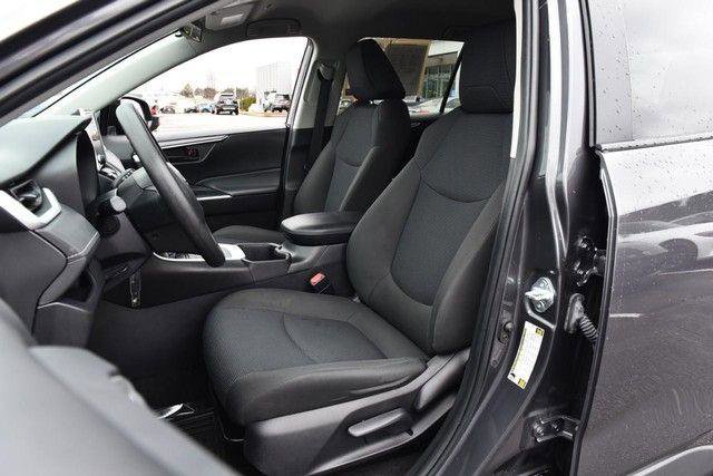 Used 2024 Toyota RAV4 LE image 17