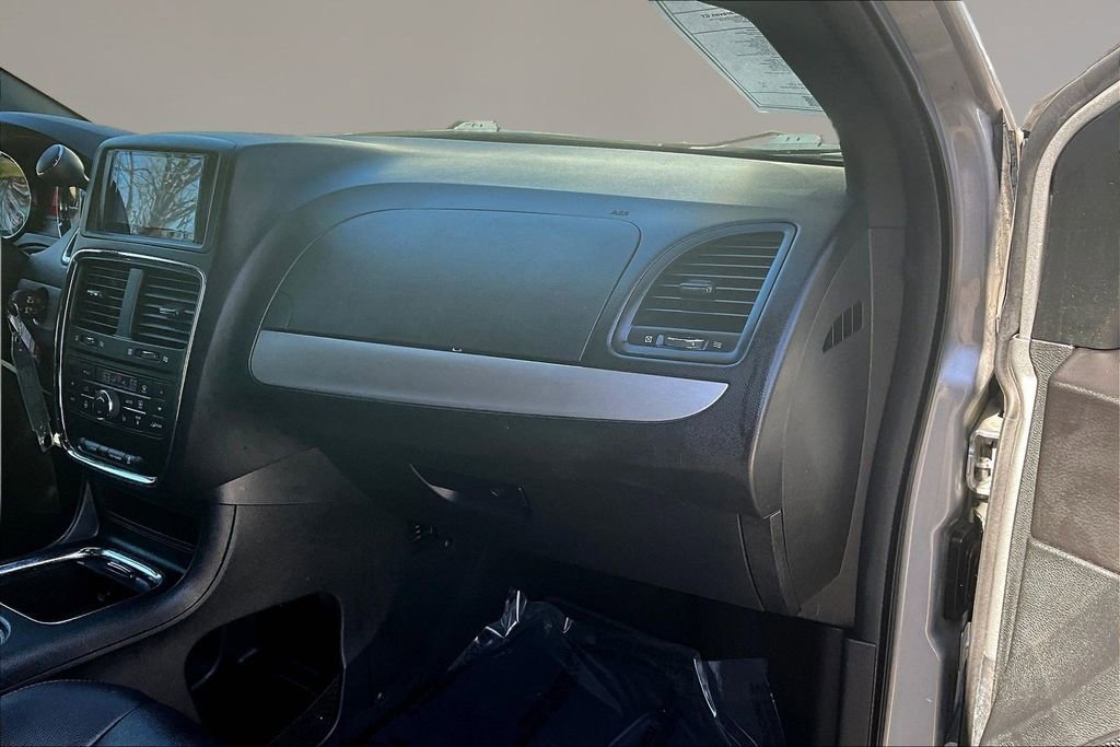 Used 2017 Dodge Grand Caravan GT image 24
