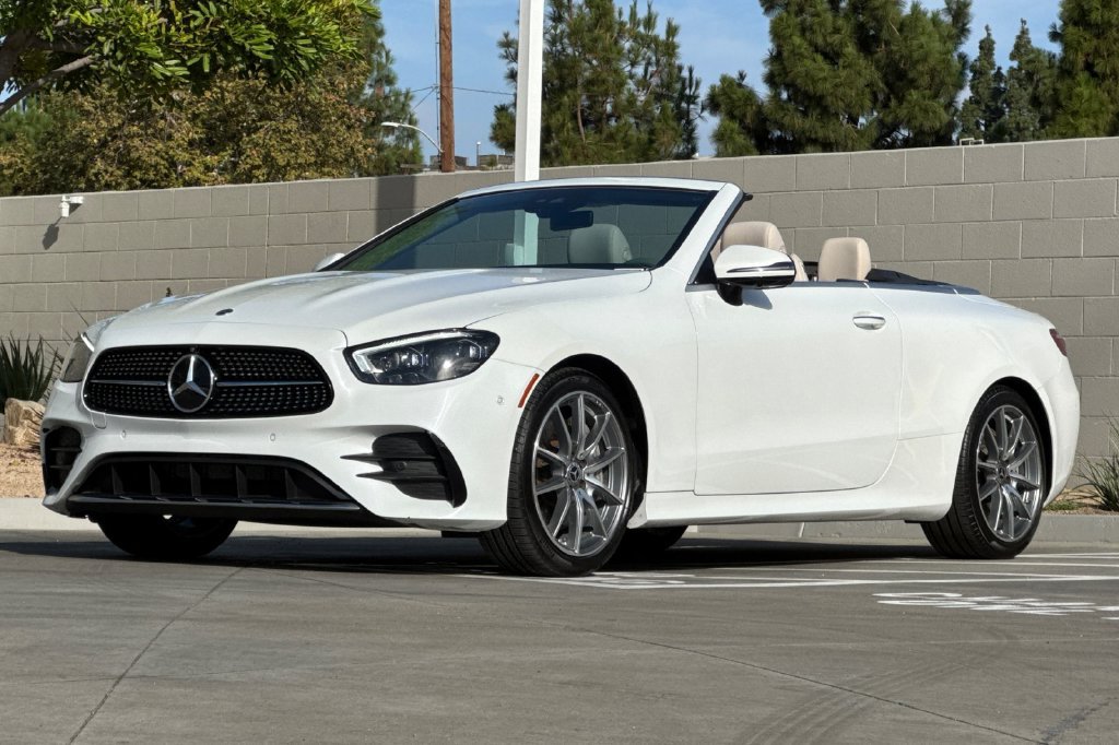 Used 2023 Mercedes-Benz E 450 Cabriolet image 13