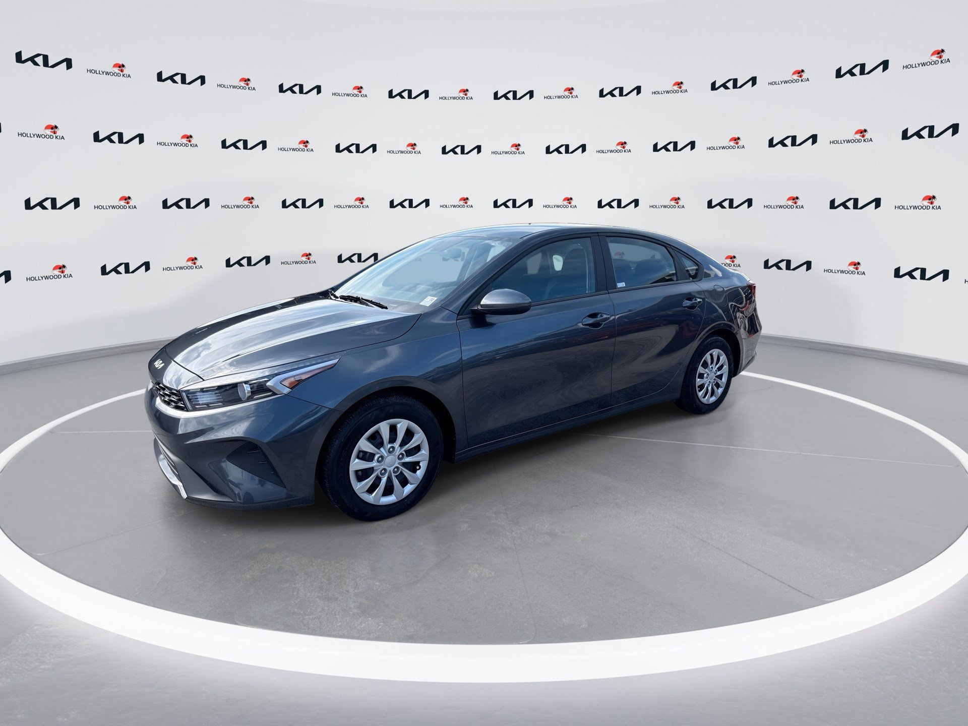 Used 2023 Kia Forte LX FWD image 4