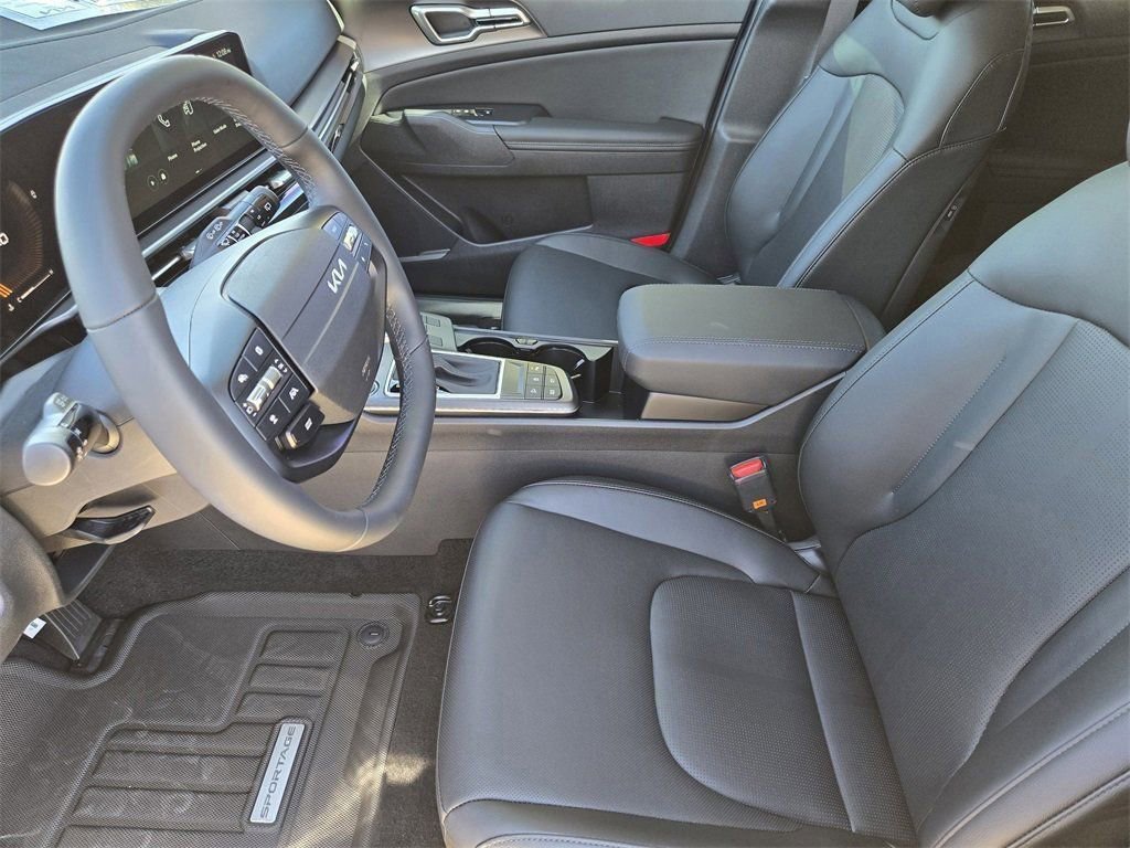 New 2026 Kia Sportage EX w/ EX Panorama Roof Package FWD image 10
