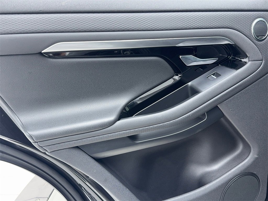 Used 2020 Land Rover Range Rover Evoque S image 44