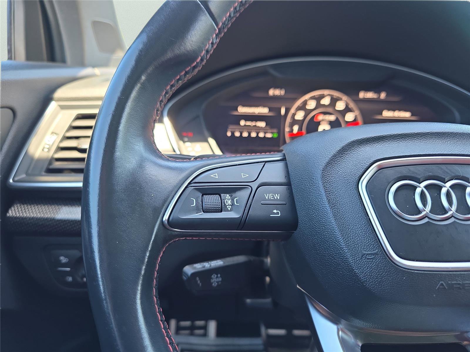 Used 2018 Audi SQ5 Premium Plus image 22
