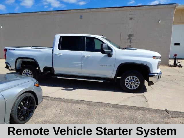 Used 2025 Chevrolet Silverado 2500 LT w/ Convenience Package image 3