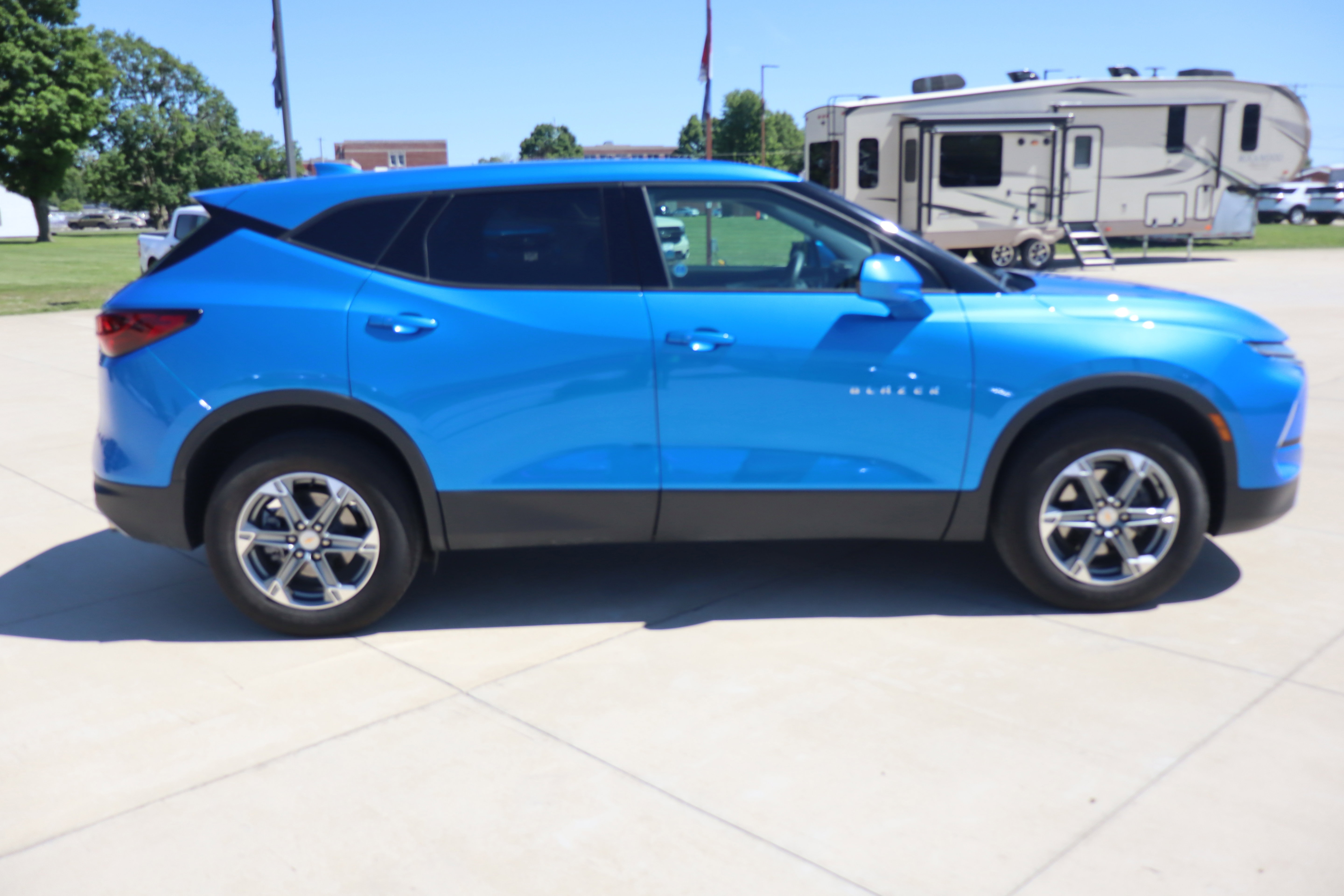 Used 2024 Chevrolet Blazer LT w/ LPO, Floor Liner Package FWD image 5