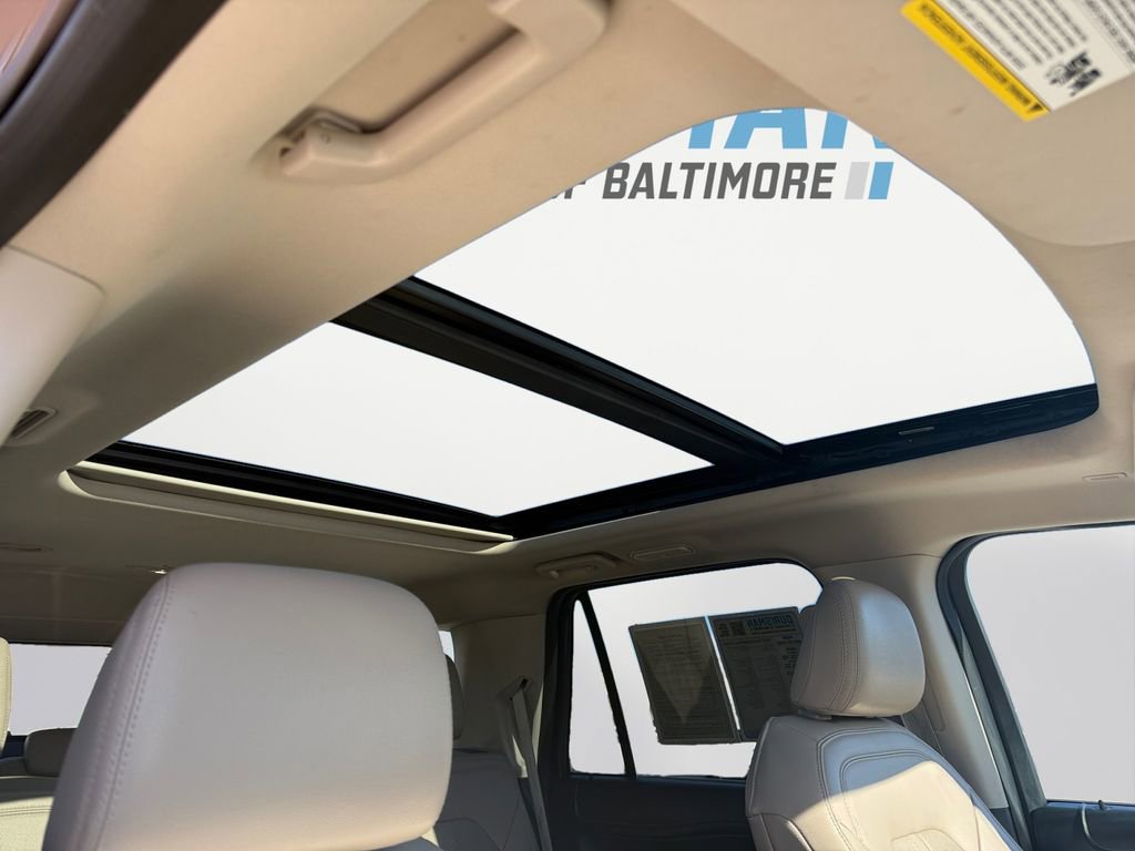 Used 2022 Ford Expedition Limited image 16