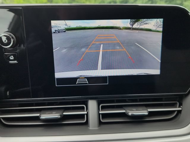 New 2026 Chevrolet Trax RS w/ Sunroof Package FWD image 28