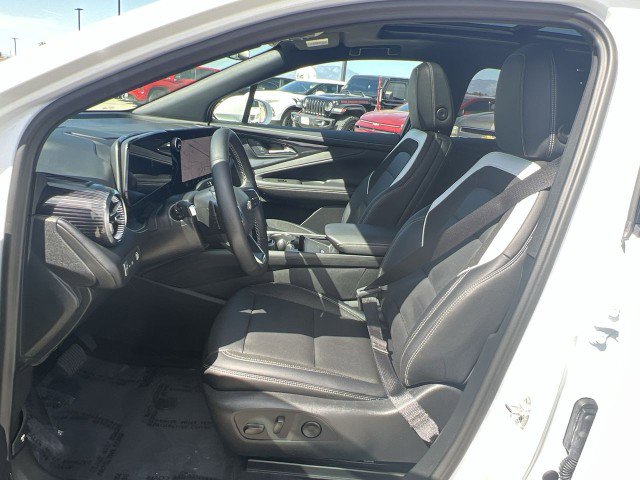 Used 2025 Chevrolet Blazer EV LT image 19