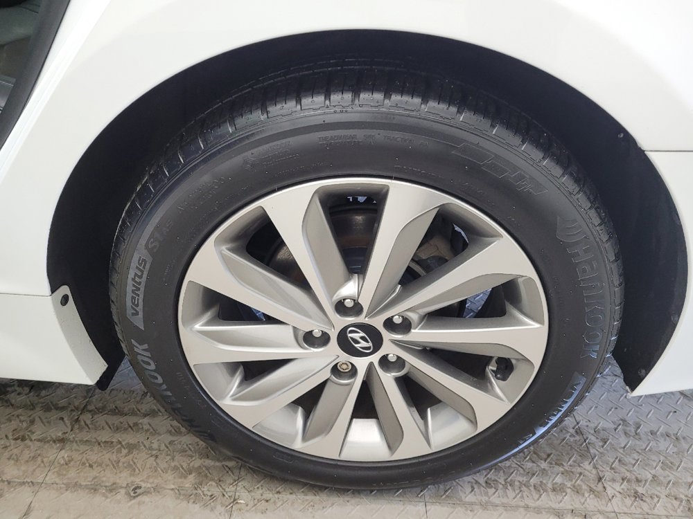 Used 2017 Hyundai Sonata Sport w/ Value Edition Package 02 FWD image 31