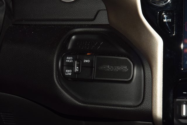 Used 2024 RAM 3500 Laramie image 40