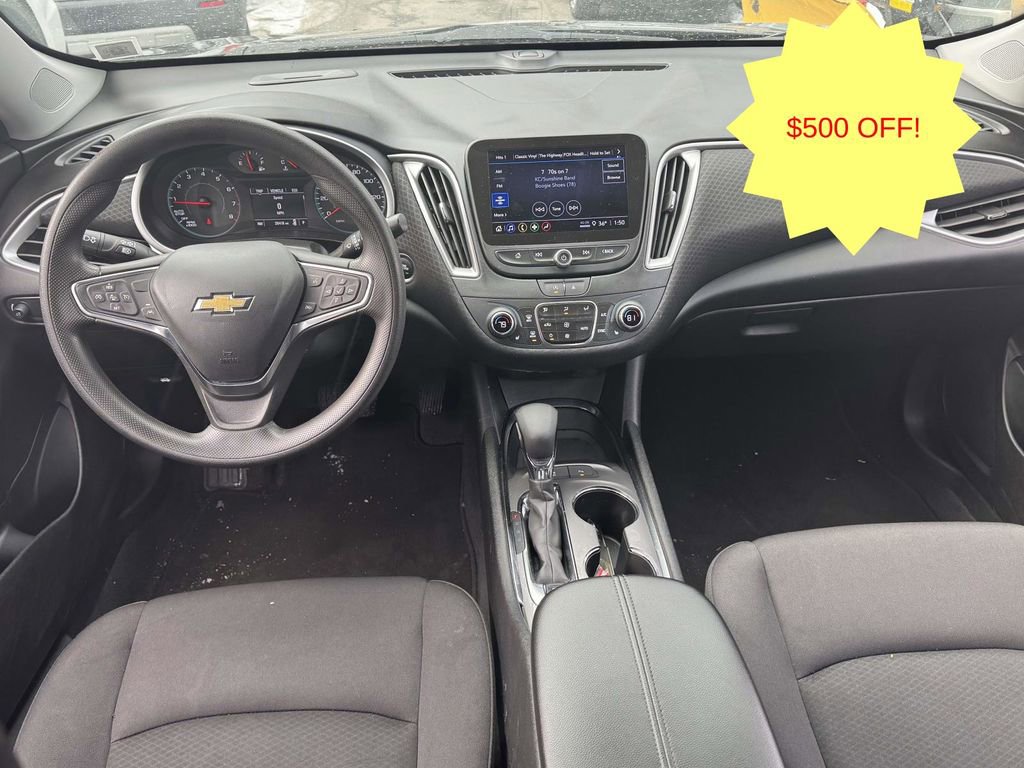 Used 2024 Chevrolet Malibu LT FWD image 13