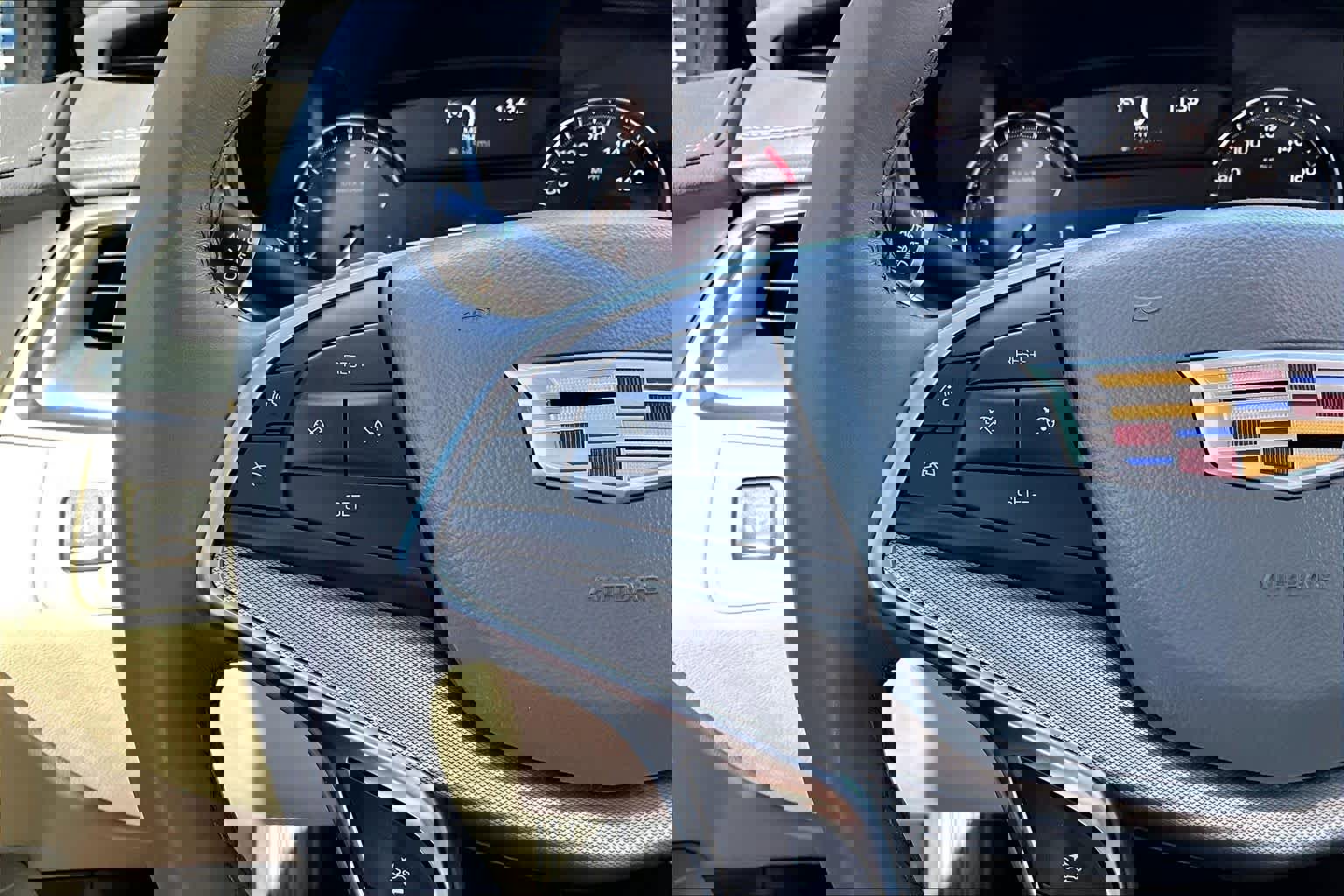 Used 2022 Cadillac XT5 Premium Luxury w/ LPO, Floor Liner Package image 23