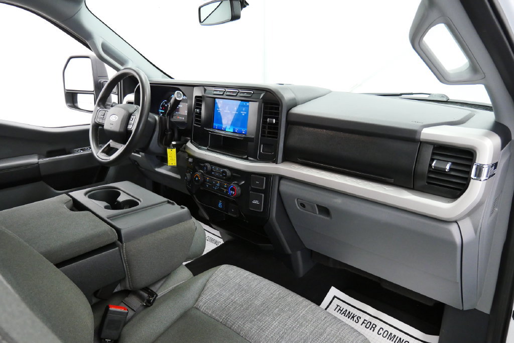 Used 2023 Ford F250 XLT AWD/4WD image 18