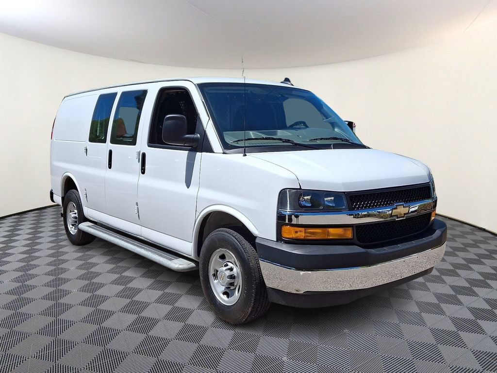 Used 2024 Chevrolet Express 2500 w/ Driver Convenience Package RWD image 1