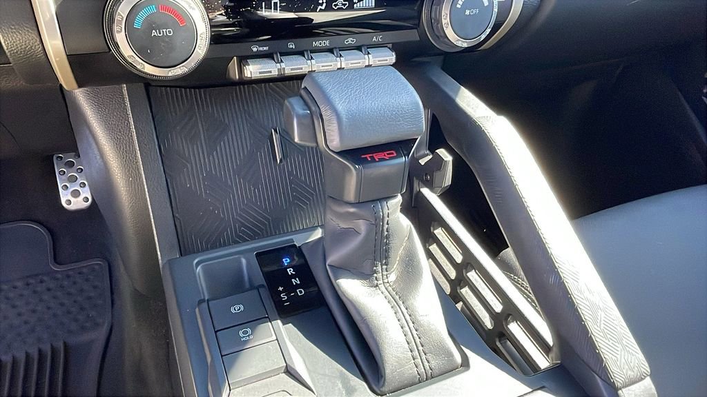 Certified 2025 Toyota Tacoma TRD Sport image 18