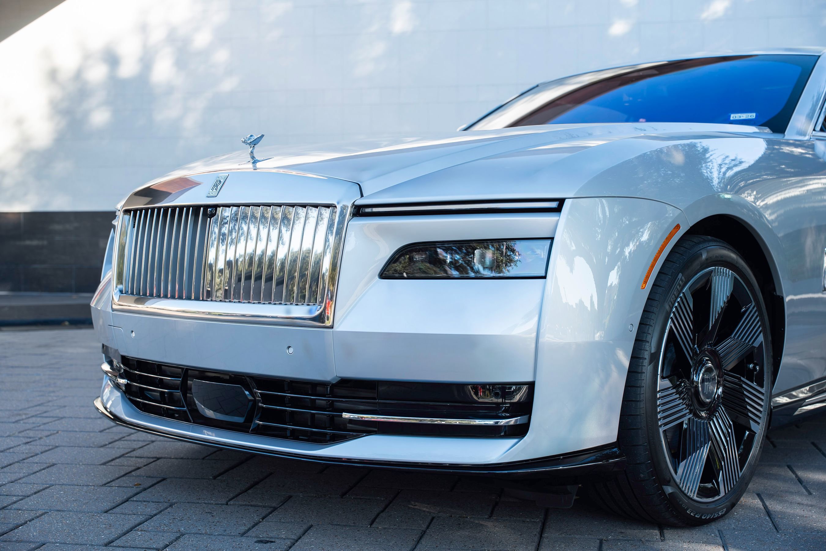 Used 2024 Rolls-Royce Spectre w/ Spectre Launch Package AWD/4WD image 8