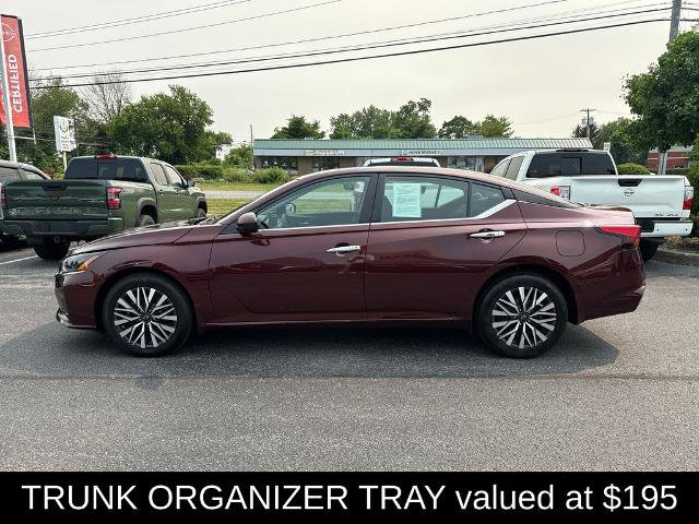 Certified 2024 Nissan Altima 2.5 SV w/ SV Premium Package AWD/4WD image 7