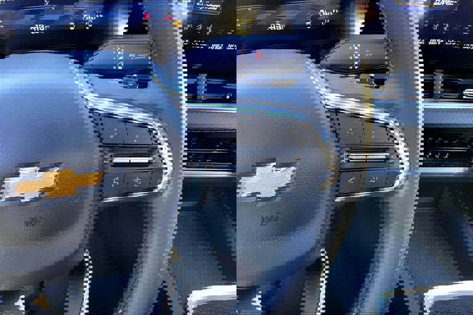 Certified 2025 Chevrolet Equinox LT w/ Safety and Technology Package image 21